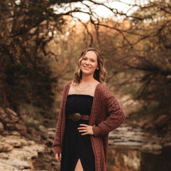 Meet your Posher, Kourtney - Picture 1 of 1